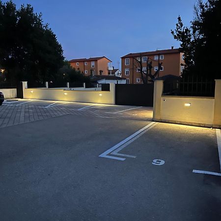 Apartment Igor 3 **** ميدولين المظهر الخارجي الصورة